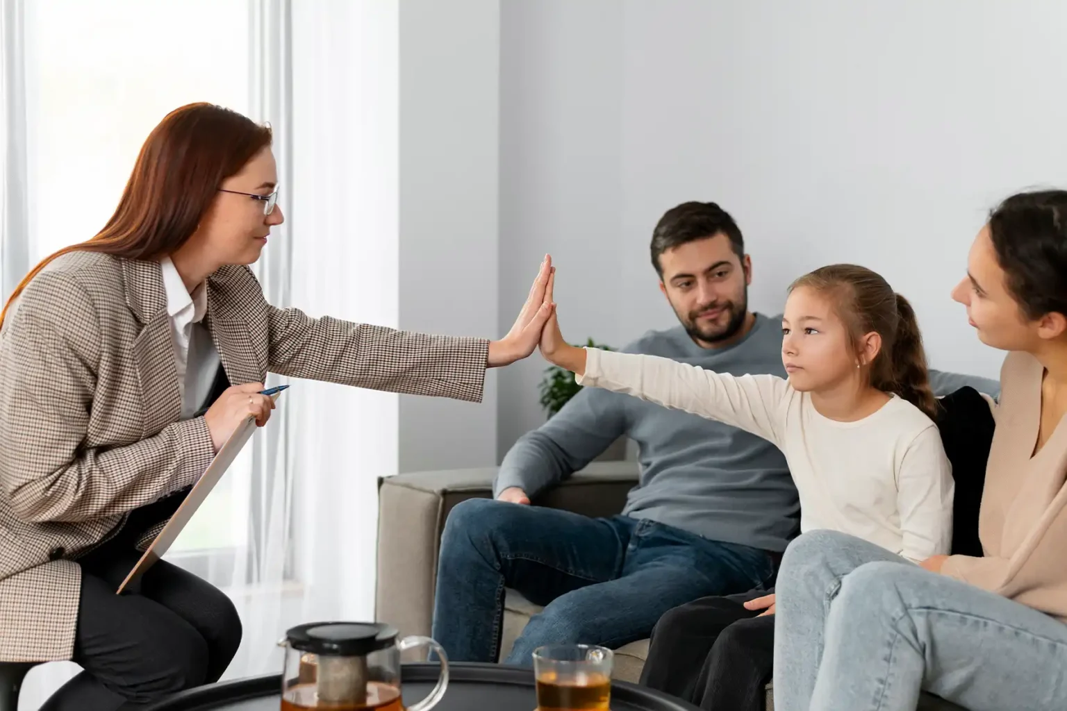 Kadıköy Aile Terapisi İlişkilerinizi Güçlendirin ve Sağlıklı Bir Aile Yapısı Oluşturun